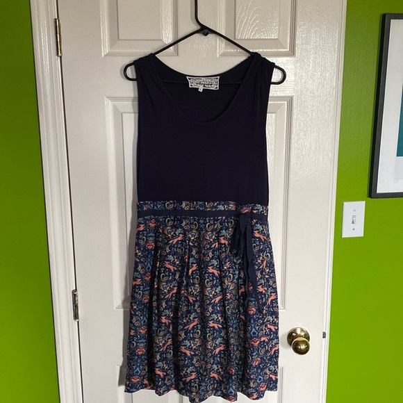 Delightful summer casual dress - Picture 1 of 5